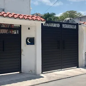 casa-de-luna.quintano-roohotels.com/